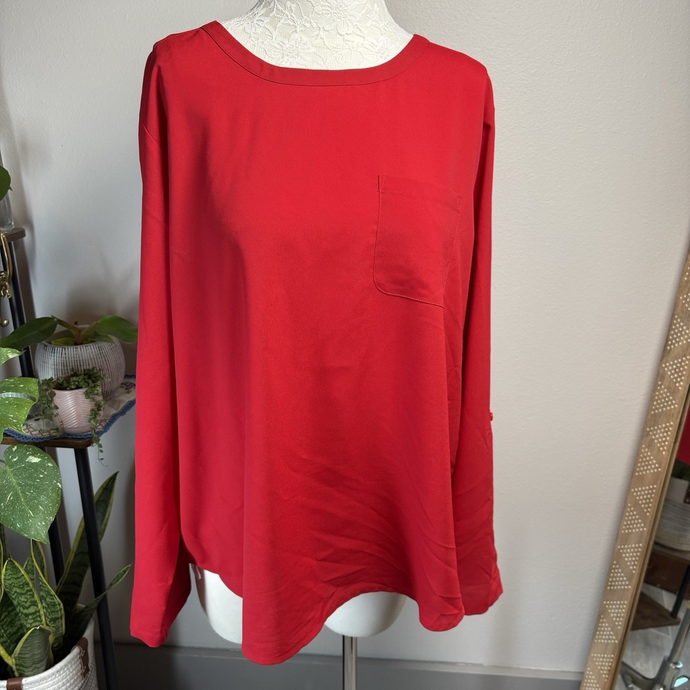 Van Heusen Womens XL Red Blouse Office Career Roll Tab Sleeve Polyester
